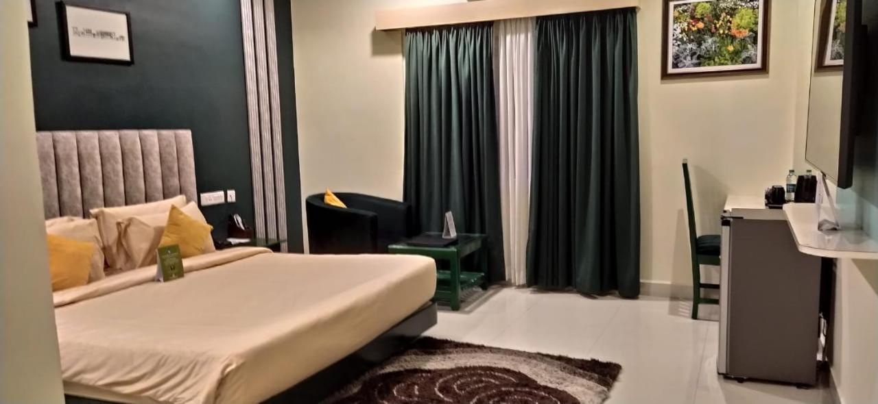 Hotel Royal Grande Vellore Exterior photo